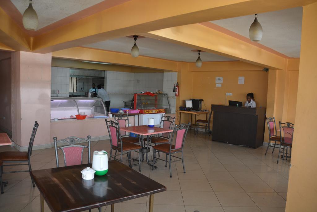Starehe Link Hotel Nairobi Eksteriør bilde