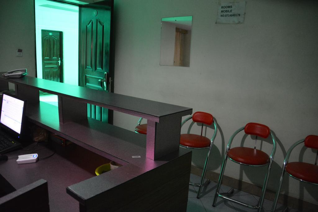 Starehe Link Hotel Nairobi Eksteriør bilde