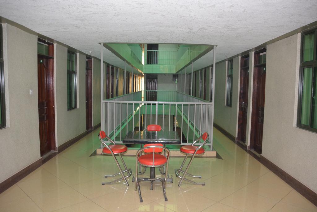 Starehe Link Hotel Nairobi Eksteriør bilde